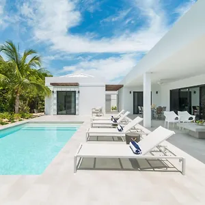 Tradewinds Providenciales