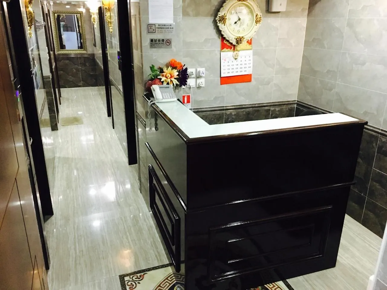 Victoria Inn Hong Kong 2*,