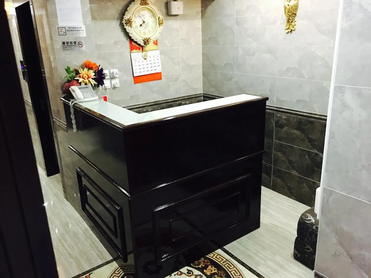 Victoria Inn Hong Kong 2*,